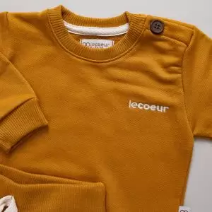 moletom e calça infantil, conjunto moletom bordado infantil, conjunto infantil estiloso, moletom gola careca infantil, moda bebe, roupa para bebe, roupa de criança, loja online infantil, loja de roupa de bebe online, frete grátis, roupinhas bebe estilosas, outono inverno, conjuntinho bebe, peças infantis, conjunto 100% algodão, roupa bebe confortável, loja de bebe, roupa infantil minimalista, roupa baby, moda baby, algodão premium, roupinha de bebê, vestuário para bebês, roupas para recém-nascidos, roupas de bebê menina/menino, enxoval de bebê, body de bebê, jogos de roupa para bebê, acessórios para bebê, moda bebê, roupinhas fofas para bebê, roupas para chá de bebê, baby, roupas para bebes, site confiável, peças infantis, moda infantil, roupa de criança, moda bebe fashion, le coeur, fácil de abotoar, roupinha unissex para bebe