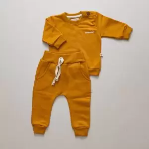 moletom e calça infantil, conjunto moletom bordado infantil, conjunto infantil estiloso, moletom gola careca infantil, moda bebe, roupa para bebe, roupa de criança, loja online infantil, loja de roupa de bebe online, frete grátis, roupinhas bebe estilosas, outono inverno, conjuntinho bebe, peças infantis, conjunto 100% algodão, roupa bebe confortável, loja de bebe, roupa infantil minimalista, roupa baby, moda baby, algodão premium, roupinha de bebê, vestuário para bebês, roupas para recém-nascidos, roupas de bebê menina/menino, enxoval de bebê, body de bebê, jogos de roupa para bebê, acessórios para bebê, moda bebê, roupinhas fofas para bebê, roupas para chá de bebê, baby, roupas para bebes, site confiável, peças infantis, moda infantil, roupa de criança, moda bebe fashion, le coeur, fácil de abotoar, roupinha unissex para bebe