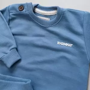 moletom e calça infantil, conjunto moletom bordado infantil, conjunto infantil estiloso, moletom gola careca infantil, moda bebe, roupa para bebe, roupa de criança, loja online infantil, loja de roupa de bebe online, frete grátis, roupinhas bebe estilosas, outono inverno, conjuntinho bebe, peças infantis, conjunto 100% algodão, roupa bebe confortável, loja de bebe, roupa infantil minimalista, roupa baby, moda baby, algodão premium, roupinha de bebê, vestuário para bebês, roupas para recém-nascidos, roupas de bebê menina/menino, enxoval de bebê, body de bebê, jogos de roupa para bebê, acessórios para bebê, moda bebê, roupinhas fofas para bebê, roupas para chá de bebê, baby, roupas para bebes, site confiável, peças infantis, moda infantil, roupa de criança, moda bebe fashion, le coeur, fácil de abotoar, roupinha unissex para bebe