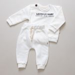 moletom e calça infantil, conjunto moletom peluciado infantil, conjunto infantil estiloso, moletom gola careca infantil, moda bebe, roupa para bebe, roupa de criança, loja online infantil, loja de roupa de bebe online, frete grátis, roupinhas bebe estilosas, outono inverno, conjuntinho bebe, peças infantis, conjunto 100% algodão, roupa bebe confortável, loja de bebe, roupa infantil minimalista, roupa baby, moda baby, algodão premium, roupinha de bebê, vestuário para bebês, roupas para recém-nascidos, roupas de bebê menina/menino, enxoval de bebê, body de bebê, jogos de roupa para bebê, acessórios para bebê, moda bebê, roupinhas fofas para bebê, roupas para chá de bebê, baby, roupas para bebes, site confiável, peças infantis, moda infantil, roupa de criança, moda bebe fashion, le coeur, fácil de abotoar, roupinha unissex para bebe