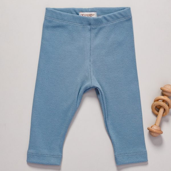 calça canelada infantil, calça para bebe, moda bebe, roupa para bebe, roupa de criança, loja online infantil, loja de roupa de bebe online, frete grátis, roupinhas bebe estilosas, outono inverno, conjuntinho bebe, peças infantis, conjunto 100% algodão, roupa bebe confortável, loja de bebe, roupa infantil minimalista, roupa baby, moda baby, algodão premium, roupinha de bebê, vestuário para bebês, roupas para recém-nascidos, roupas de bebê menina/menino, enxoval de bebê, body de bebê, jogos de roupa para bebê, acessórios para bebê, moda bebê, roupinhas fofas para bebê, roupas para chá de bebê, baby, roupas para bebes, site confiável, peças infantis, moda infantil, roupa de criança, moda bebe fashion, le coeur, fácil de abotoar, roupinha unissex para bebe