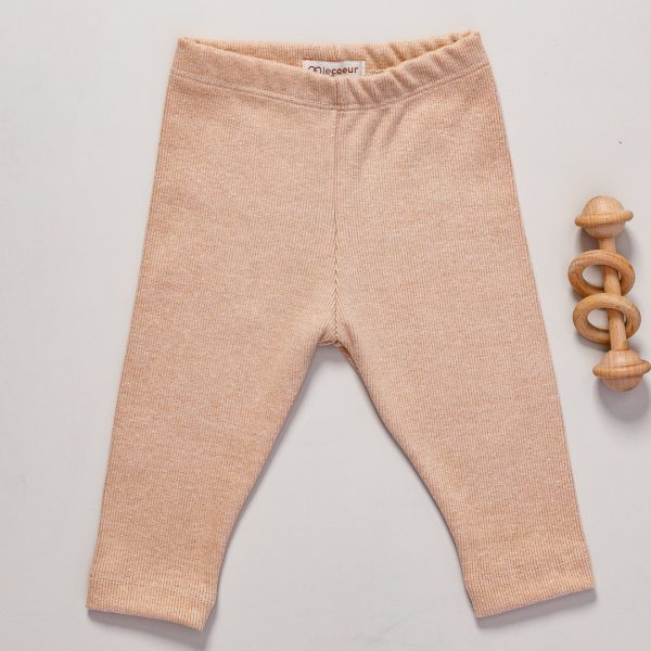 calça canelada infantil, calça para bebe, moda bebe, roupa para bebe, roupa de criança, loja online infantil, loja de roupa de bebe online, frete grátis, roupinhas bebe estilosas, outono inverno, conjuntinho bebe, peças infantis, conjunto 100% algodão, roupa bebe confortável, loja de bebe, roupa infantil minimalista, roupa baby, moda baby, algodão premium, roupinha de bebê, vestuário para bebês, roupas para recém-nascidos, roupas de bebê menina/menino, enxoval de bebê, body de bebê, jogos de roupa para bebê, acessórios para bebê, moda bebê, roupinhas fofas para bebê, roupas para chá de bebê, baby, roupas para bebes, site confiável, peças infantis, moda infantil, roupa de criança, moda bebe fashion, le coeur, fácil de abotoar, roupinha unissex para bebe