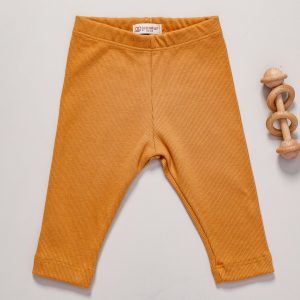 calça canelada infantil, calça para bebe, moda bebe, roupa para bebe, roupa de criança, loja online infantil, loja de roupa de bebe online, frete grátis, roupinhas bebe estilosas, outono inverno, conjuntinho bebe, peças infantis, conjunto 100% algodão, roupa bebe confortável, loja de bebe, roupa infantil minimalista, roupa baby, moda baby, algodão premium, roupinha de bebê, vestuário para bebês, roupas para recém-nascidos, roupas de bebê menina/menino, enxoval de bebê, body de bebê, jogos de roupa para bebê, acessórios para bebê, moda bebê, roupinhas fofas para bebê, roupas para chá de bebê, baby, roupas para bebes, site confiável, peças infantis, moda infantil, roupa de criança, moda bebe fashion, le coeur, fácil de abotoar, roupinha unissex para bebe