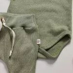Roupas de bebê Roupas infantis Moda bebê Roupas para recém-nascido Roupas de bebê online Conjuntos de bebê Roupa de bebê a preço acessível Roupas de bebê em promoção Roupas de bebê com desconto Roupas de bebê para menino Roupas de bebê para menina Roupas de bebê de algodão Roupas de bebê confortáveis Roupas de bebê práticas Roupas de bebê minimalista Moda infantil para recém-nascidos Roupas de bebê de qualidade Roupas de bebê para cada estação Roupas de bebê para presente Roupas de bebê prematuro Roupa de bebê fabricado no Brasil Roupinhas de bebê Roupas de bebê com modelagem boa Roupas de bebê que não apertam Roupas de bebê com estampas atóxicas Roupas de bebê Le Coeur Baby Roupinhas para baby Roupas de bebê baratas Roupa de bebê para todas as idades Roupas de bebê para o inverno Roupas de bebê para o verão Conjuntos de roupas de bebê Roupas de bebê meia estação Roupa que cresce junto com o bebê calça para bebê Macacão para bebê Camiseta bebê Roupas de bebê Fáceis de trocar Body bebê Calça bebê com pezinho Saída de maternidade Roupa de bebê para sair da maternidade Roupa para neném Peças para neném