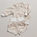 conjunto listrado infantil, conjunto infantil jaqueta e short, conjunto meia estação, jaqueta infantil com ziper, jaqueta bebe com ziper, bermuda infantil, short infantil, short 100% algodão, verão, baby, site confiável, primavera verão, peças infantis, moda infantil, roupa de criança, conjunto body manga curta infantil, unissex, le coeur, minimalista, Roupas de bebê, Roupas infantis, Moda bebê, Roupas para recém-nascido, loja de bebê online, Conjuntos de bebê, Roupa de bebê a preço acessível, Roupas de bebê em promoção, Roupas de bebê para o verão, Conjuntos de roupas de bebê, Roupas de bebê meia estação, Roupa que cresce junto com o bebê, calça para bebê, Macacão para bebê Camiseta bebê, Roupas de bebê Fáceis de trocar, Body bebê, Calça bebê, macacão com pezinho, Saída de maternidade, Roupa de bebê para sair da maternidade, Roupa para neném, Peças para neném, short infantil, shorts para bebe, tapa fralda