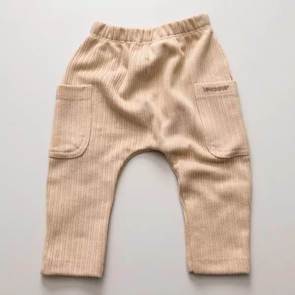 calca-cargo-100-algodao-quentinho-confortavel-neutro-unissex-le-coeur-outono-inverno-varejo-minimalista-estiloso-basico-pratico-facil-de-combinar-leve-moda-bebe-baby