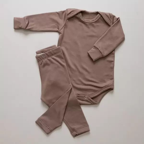 enxoval para bebe lista de enxoval maternidade dicas de maternidade mamae de primeira viagem recem nasciso puerperio amamentacao duvidas sobre maternidade gravidez parto cesaria parto natural dicas para o sono do bebe dicas de amamentacao primeiros passos do bebe macacão infantil, macacão bebe, malha 100% algodão, verão, baby, site confiável, primavera verão, peças infantis, moda infantil, roupa de criança, conjunto body manga curta infantil, unissex, le coeur, minimalista, Roupas de bebê, Roupas infantis, Moda bebê, Roupas para recém-nascido, loja de bebê online, Conjuntos de bebê, Roupa de bebê a preço acessível, Roupas de bebê em promoção, Roupas de bebê para o verão, Conjuntos de roupas de bebê, Roupas de bebê meia estação, Roupa que cresce junto com o bebê, calça para bebê, Macacão para bebê Camiseta bebê, Roupas de bebê Fáceis de trocar, Body bebê, Calça bebê, macacão com pezinho, Saída de maternidade, Roupa de bebê para sair da maternidade, Roupa para neném, Peças para neném maternidade sapatinho de bebe mantinha de bebe roupa de bebe menino roupa de bebe menina touca para bebe gorro para bebe pecas para aquecer o bebe inverno roupas de inverno para bebe o que levar na bolsa da maternidade o que o bebe mais usa nos primeiros dias leite materno amamentação doula dicas de amamentacao como amamentar dor pra amamentar meias para bebe mantas para bebe saida de maternidade sapatinhos de bebe enxoval bebe bolsa de bebe cha revelacao ideia de cha revelacao meia bebe touca bebe manta bebe sapatinho bebe nomes para bebes nomes mais usados lista de enxoval saida de maternidade pediatra parto humanizado pre natal doula pagao mijao calça culote bodi manga longa roupa menino roupa menina bebe menino bebe menina pos parto pós parto gravidez bolsa maternidade