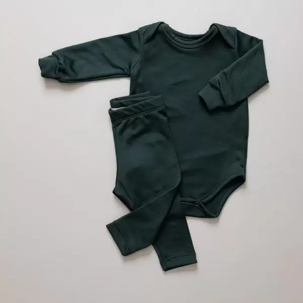 conjunto termico enxoval para bebe lista de enxoval maternidade dicas de maternidade mamae de primeira viagem recem nasciso puerperio amamentacao duvidas sobre maternidade gravidez parto cesaria parto natural dicas para o sono do bebe dicas de amamentacao primeiros passos do bebe macacão infantil, macacão bebe, malha 100% algodão, verão, baby, site confiável, primavera verão, peças infantis, moda infantil, roupa de criança, conjunto body manga curta infantil, unissex, le coeur, minimalista, Roupas de bebê, Roupas infantis, Moda bebê, Roupas para recém-nascido, loja de bebê online, Conjuntos de bebê, Roupa de bebê a preço acessível, Roupas de bebê em promoção, Roupas de bebê para o verão, Conjuntos de roupas de bebê, Roupas de bebê meia estação, Roupa que cresce junto com o bebê, calça para bebê, Macacão para bebê Camiseta bebê, Roupas de bebê Fáceis de trocar, Body bebê, Calça bebê, macacão com pezinho, Saída de maternidade, Roupa de bebê para sair da maternidade, Roupa para neném, Peças para neném maternidade sapatinho de bebe mantinha de bebe roupa de bebe menino roupa de bebe menina touca para bebe gorro para bebe pecas para aquecer o bebe inverno roupas de inverno para bebe o que levar na bolsa da maternidade o que o bebe mais usa nos primeiros dias leite materno amamentação doula dicas de amamentacao como amamentar dor pra amamentar meias para bebe mantas para bebe saida de maternidade sapatinhos de bebe enxoval bebe bolsa de bebe cha revelacao ideia de cha revelacao meia bebe touca bebe manta bebe sapatinho bebe nomes para bebes nomes mais usados lista de enxoval saida de maternidade pediatra parto humanizado pre natal doula pagao mijao calça culote bodi manga longa roupa menino roupa menina bebe menino bebe menina pos parto pós parto gravidez bolsa maternidade