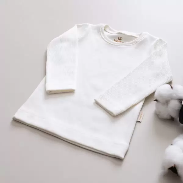 Camiseta Ribana off white 100% algodão confortavel unissex le coeur outono inverno varejo minimalista estiloso basico pratico leve moda bebe baby clean moderno inverno