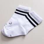 meia cano alto quentinha com 1 par branco listra confortavel neutro unissex le coeur outono inverno varejo minimalista estiloso basico pratico facil moda bebe