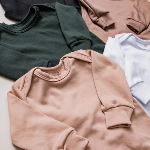 body algodão orgânico bebê roupa de bebê RN verão macacão recém-nascido confortável kit enxoval bebê menina conjunto moletom bebê infantil macacão plush inverno bebê roupa de bebê moda bebê roupas infantil macacão bebêenxoval para bebe lista de enxoval maternidade dicas de maternidade mamae de primeira viagem recem nasciso puerperio amamentacao duvidas sobre maternidade gravidez parto cesaria parto natural dicas para o sono do bebe dicas de amamentacao primeiros passos do bebe macacão infantil, macacão bebe, malha 100% algodão, verão, baby, site confiável, primavera verão, peças infantis, moda infantil, roupa de criança, conjunto body manga curta infantil, unissex, le coeur, minimalista, Roupas de bebê, Roupas infantis, Moda bebê, Roupas para recém-nascido, loja de bebê online, Conjuntos de bebê, Roupa de bebê a preço acessível, Roupas de bebê em promoção, Roupas de bebê para o verão, Conjuntos de roupas de bebê, Roupas de bebê meia estação, Roupa que cresce junto com o bebê, calça para bebê, Macacão para bebê Camiseta bebê, Roupas de bebê Fáceis de trocar, Body bebê, Calça bebê, macacão com pezinho, Saída de maternidade, Roupa de bebê para sair da maternidade, Roupa para neném, Peças para neném maternidade sapatinho de bebe mantinha de bebe roupa de bebe menino roupa de bebe menina touca para bebe gorro para bebe pecas para aquecer o bebe inverno roupas de inverno para bebe Kit maternidade enxoval bebe completo kit bodyv e calça bebe kit saida de maternidade kit roupas de recem nascido calça bebe suedine algodao roupa de bebe confortavel enxoval bebe roupas infantis roupas para bebes preço calça bebe roupas personalizadas roupas de maternidade roupa de bebe confortaveis calça de bebe unissex