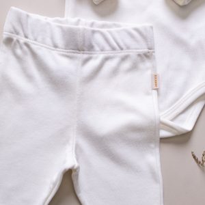 enxoval para bebe lista de enxoval maternidade dicas de maternidade mamae de primeira viagem recem nasciso puerperio amamentacao duvidas sobre maternidade gravidez parto cesaria parto natural dicas para o sono do bebe dicas de amamentacao primeiros passos do bebe macacão infantil, macacão bebe, malha 100% algodão, verão, baby, site confiável, primavera verão, peças infantis, moda infantil, roupa de criança, conjunto body manga curta infantil, unissex, le coeur, minimalista, Roupas de bebê, Roupas infantis, Moda bebê, Roupas para recém-nascido, loja de bebê online, Conjuntos de bebê, Roupa de bebê a preço acessível, Roupas de bebê em promoção, Roupas de bebê para o verão, Conjuntos de roupas de bebê, Roupas de bebê meia estação, Roupa que cresce junto com o bebê, calça para bebê, Macacão para bebê Camiseta bebê, Roupas de bebê Fáceis de trocar, Body bebê, Calça bebê, macacão com pezinho, Saída de maternidade, Roupa de bebê para sair da maternidade, Roupa para neném, Peças para neném maternidade sapatinho de bebe mantinha de bebe roupa de bebe menino roupa de bebe menina touca para bebe gorro para bebe pecas para aquecer o bebe inverno roupas de inverno para bebe Kit maternidade enxoval bebe completo kit bodyv e calça bebe kit saida de maternidade kit roupas de recem nascido calça bebe suedine algodao roupa de bebe confortavel enxoval bebe roupas infantis roupas para bebes preço calça bebe roupas personalizadas roupas de maternidade roupa de bebe confortaveis calça de bebe unissex