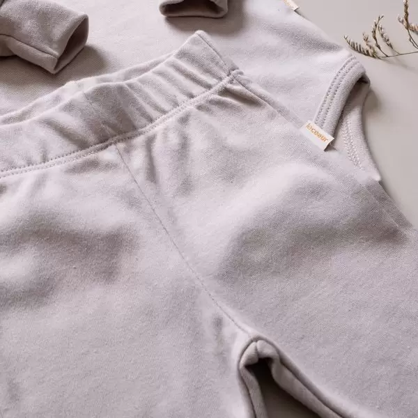 enxoval para bebe lista de enxoval maternidade dicas de maternidade mamae de primeira viagem recem nasciso puerperio amamentacao duvidas sobre maternidade gravidez parto cesaria parto natural dicas para o sono do bebe dicas de amamentacao primeiros passos do bebe macacão infantil, macacão bebe, malha 100% algodão, verão, baby, site confiável, primavera verão, peças infantis, moda infantil, roupa de criança, conjunto body manga curta infantil, unissex, le coeur, minimalista, Roupas de bebê, Roupas infantis, Moda bebê, Roupas para recém-nascido, loja de bebê online, Conjuntos de bebê, Roupa de bebê a preço acessível, Roupas de bebê em promoção, Roupas de bebê para o verão, Conjuntos de roupas de bebê, Roupas de bebê meia estação, Roupa que cresce junto com o bebê, calça para bebê, Macacão para bebê Camiseta bebê, Roupas de bebê Fáceis de trocar, Body bebê, Calça bebê, macacão com pezinho, Saída de maternidade, Roupa de bebê para sair da maternidade, Roupa para neném, Peças para neném maternidade sapatinho de bebe mantinha de bebe roupa de bebe menino roupa de bebe menina touca para bebe gorro para bebe pecas para aquecer o bebe inverno roupas de inverno para bebe Kit maternidade enxoval bebe completo kit bodyv e calça bebe kit saida de maternidade kit roupas de recem nascido calça bebe suedine algodao roupa de bebe confortavel enxoval bebe roupas infantis roupas para bebes preço calça bebe roupas personalizadas roupas de maternidade roupa de bebe confortaveis calça de bebe unissex