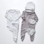 lista de enxoval para maternidade lista maternidade enxoval bebe saida de maternidade mala de maternidade looks para bebe roupas de verao para bebe roupinhas fresquinhas para bebes 100 algodao malha algodao malha antialergica malha ecologica enxoval para bebe lista de enxoval maternidade dicas de maternidade mamae de primeira viagem recem nasciso puerperio amamentacao duvidas sobre maternidade gravidez parto cesaria parto natural dicas para o sono do bebe dicas de amamentacao primeiros passos do bebe macacão infantil, macacão bebe, malha 100% algodão, verão, baby, site confiável, primavera verão, peças infantis, moda infantil, roupa de criança, conjunto body manga curta infantil, unissex, le coeur, minimalista, Roupas de bebê, Roupas infantis, Moda bebê, Roupas para recém-nascido, loja de bebê online, Conjuntos de bebê, Roupa de bebê a preço acessível, Roupas de bebê em promoção, Roupas de bebê para o verão, Conjuntos de roupas de bebê, Roupas de bebê meia estação, Roupa que cresce junto com o bebê, calça para bebê, Macacão para bebê Camiseta bebê, Roupas de bebê Fáceis de trocar, Body bebê, Calça bebê, macacão com pezinho, Saída de maternidade, Roupa de bebê para sair da maternidade, Roupa para neném, Peças para neném maternidade sapatinho de bebe mantinha de bebe roupa de bebe menino roupa de bebe menina touca para bebe gorro para bebe pecas para aquecer o bebe inverno roupas de inverno para bebe Kit maternidade enxoval bebe completo kit bodyv e calça bebe kit saida de maternidade kit roupas de recem nascido calça bebe suedine algodao roupa de bebe confortavel enxoval bebe roupas infantis roupas para bebes preço calça bebe roupas personalizadas roupas de maternidade roupa de bebe confortaveis calça de bebe unissex