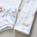 looks para bebe roupas de verao para bebe roupinhas fresquinhas para bebes 100 algodao malha algodao malha antialergica malha ecologica enxoval para bebe lista de enxoval maternidade dicas de maternidade mamae de primeira viagem recem nasciso puerperio amamentacao duvidas sobre maternidade gravidez parto cesaria parto natural dicas para o sono do bebe dicas de amamentacao primeiros passos do bebe macacão infantil, macacão bebe, malha 100% algodão, verão, baby, site confiável, primavera verão, peças infantis, moda infantil, roupa de criança, conjunto body manga curta infantil, unissex, le coeur, minimalista, Roupas de bebê, Roupas infantis, Moda bebê, Roupas para recém-nascido, loja de bebê online, Conjuntos de bebê, Roupa de bebê a preço acessível, Roupas de bebê em promoção, Roupas de bebê para o verão, Conjuntos de roupas de bebê, Roupas de bebê meia estação, Roupa que cresce junto com o bebê, calça para bebê, Macacão para bebê Camiseta bebê, Roupas de bebê Fáceis de trocar, Body bebê, Calça bebê, macacão com pezinho, Saída de maternidade, Roupa de bebê para sair da maternidade, Roupa para neném, Peças para neném maternidade sapatinho de bebe mantinha de bebe roupa de bebe menino roupa de bebe menina touca para bebe gorro para bebe pecas para aquecer o bebe inverno roupas de inverno para bebe Kit maternidade enxoval bebe completo kit bodyv e calça bebe kit saida de maternidade kit roupas de recem nascido calça bebe suedine algodao roupa de bebe confortavel enxoval bebe roupas infantis roupas para bebes preço calça bebe roupas personalizadas roupas de maternidade roupa de bebe confortaveis calça de bebe unissex