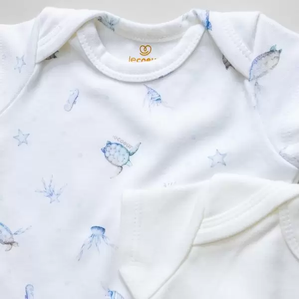 enxoval para bebe lista de enxoval maternidade dicas de maternidade mamae de primeira viagem recem nasciso puerperio amamentacao duvidas sobre maternidade gravidez parto cesaria parto natural dicas para o sono do bebe dicas de amamentacao primeiros passos do bebe macacão infantil, macacão bebe, malha 100% algodão, verão, baby, site confiável, primavera verão, peças infantis, moda infantil, roupa de criança, conjunto body manga curta infantil, unissex, le coeur, minimalista, Roupas de bebê, Roupas infantis, Moda bebê, Roupas para recém-nascido, loja de bebê online, Conjuntos de bebê, Roupa de bebê a preço acessível, Roupas de bebê em promoção, Roupas de bebê para o verão, Conjuntos de roupas de bebê, Roupas de bebê meia estação, Roupa que cresce junto com o bebê, calça para bebê, Macacão para bebê Camiseta bebê, Roupas de bebê Fáceis de trocar, Body bebê, Calça bebê, macacão com pezinho, Saída de maternidade, Roupa de bebê para sair da maternidade, Roupa para neném, Peças para neném maternidade sapatinho de bebe mantinha de bebe roupa de bebe menino roupa de bebe menina touca para bebe gorro para bebe pecas para aquecer o bebe inverno roupas de inverno para bebe Kit maternidade enxoval bebe completo kit bodyv e calça bebe kit saida de maternidade kit roupas de recem nascido calça bebe suedine algodao roupa de bebe confortavel enxoval bebe roupas infantis roupas para bebes preço calça bebe roupas personalizadas roupas de maternidade roupa de bebe confortaveis calça de bebe unissex