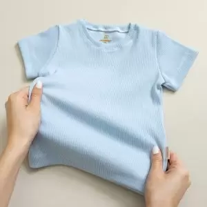 enxoval para bebê, lista de enxoval maternidade, dicas de maternidade, mamãe de primeira viagem, recém-nascido, puerpério, amamentação, dúvidas sobre maternidade, gravidez, parto, cesárea, parto natural, dicas para o sono do bebê, primeiros passos do bebê, macacão infantil, macacão bebê, malha 100% algodão, verão, primavera verão, baby, site confiável, peças infantis, moda infantil, roupa de criança, conjunto body manga curta infantil, unissex, Le Coeur, minimalista, roupas de bebê, roupas infantis, moda bebê, roupas para recém-nascido, loja de bebê online, conjuntos de bebê, roupa de bebê a preço acessível, roupas de bebê em promoção, roupas de bebê para o verão, conjuntos de roupas de bebê, roupas de bebê meia estação, roupa que cresce junto com o bebê, calça para bebê, macacão para bebê, camiseta bebê, roupas de bebê fáceis de trocar, body bebê, calça bebê, macacão com pezinho, saída de maternidade, roupa de bebê para sair da maternidade, roupa para neném, peças para neném maternidade, sapatinho de bebê, mantinha de bebê, roupa de bebê menino, roupa de bebê menina, touca para bebê, gorro para bebê, peças para aquecer o bebê, inverno, roupas de inverno para bebê, kit maternidade, enxoval bebê completo, kit body e calça bebê, kit saída de maternidade, kit roupas de recém-nascido, calça bebê suedine algodão, roupa de bebê confortável, enxoval bebê, roupas infantis, roupas para bebês preço, calça bebê, roupas personalizadas, roupas de maternidade, roupas de bebê confortáveis, calça de bebê unissex, ideias para mesversário, dicas de amamentação, quarto de bebê, decoração para quarto de bebê, malha leve e respirável, feito em algodão, confortável, maciez, moderna e estilosa, peças meia estação, enxoval completo para bebê, o que levar na mala da maternidade, lista enxoval maternidade atualizada, enxoval prático para recém-nascido, itens essenciais do enxoval, enxoval para mamãe e bebê, bolsa maternidade organizada, maternidade real, maternidade leve, maternidade na prática, dicas para mamães de primeira viagem, cuidados com o bebê recém-nascido, o que comprar antes do nascimento, roupinhas para maternidade, enxoval minimalista, enxoval sustentável para bebê, roupas fresquinhas para bebê, moda bebê verão, roupa leve para dias quentes, conjuntinho de verão bebê, roupas de bebê respiráveis, tecidos leves para o calor, roupas de bebê para meia-estação, looks de verão para bebê, conforto térmico para o bebê, roupa de bebê para clima quente, kit verão bebê, looks básicos de verão, roupas de bebê para passear, roupas de bebê para o dia a dia, roupas de bebê 100% algodão, algodão macio para bebê, roupas de bebê hipoalergênicas, tecidos naturais para bebê, roupas sem poliéster, malha respirável para bebê, roupas seguras para a pele do bebê, conforto e maciez para o bebê, roupas que não irritam a pele, roupas duráveis e confortáveis, roupas que acompanham o crescimento, qualidade premium infantil, roupas com toque suave, body de algodão para bebê, body manga curta bebê verão, calça bebê algodão, macacão leve para recém-nascido, conjunto bebê minimalista, roupas básicas para bebê, roupas neutras unissex, roupinhas para bebê menino e menina, kit body e calça bebê, kit roupas para recém-nascido, saída maternidade algodão, roupas práticas para trocar, roupas para o enxoval do bebê, roupas para dormir o bebê, pijaminha bebê, roupa para o bebê dormir confortável, amor em cada detalhe, feito com carinho para o bebê, cada fase com conforto, roupas para momentos especiais, estilo minimalista infantil, conforto que abraça, roupas que acompanham o crescimento, moda infantil afetiva, roupas pensadas para o dia a dia da mamãe.