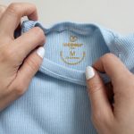 enxoval para bebê, lista de enxoval maternidade, dicas de maternidade, mamãe de primeira viagem, recém-nascido, puerpério, amamentação, dúvidas sobre maternidade, gravidez, parto, cesárea, parto natural, dicas para o sono do bebê, primeiros passos do bebê, macacão infantil, macacão bebê, malha 100% algodão, verão, primavera verão, baby, site confiável, peças infantis, moda infantil, roupa de criança, conjunto body manga curta infantil, unissex, Le Coeur, minimalista, roupas de bebê, roupas infantis, moda bebê, roupas para recém-nascido, loja de bebê online, conjuntos de bebê, roupa de bebê a preço acessível, roupas de bebê em promoção, roupas de bebê para o verão, conjuntos de roupas de bebê, roupas de bebê meia estação, roupa que cresce junto com o bebê, calça para bebê, macacão para bebê, camiseta bebê, roupas de bebê fáceis de trocar, body bebê, calça bebê, macacão com pezinho, saída de maternidade, roupa de bebê para sair da maternidade, roupa para neném, peças para neném maternidade, sapatinho de bebê, mantinha de bebê, roupa de bebê menino, roupa de bebê menina, touca para bebê, gorro para bebê, peças para aquecer o bebê, inverno, roupas de inverno para bebê, kit maternidade, enxoval bebê completo, kit body e calça bebê, kit saída de maternidade, kit roupas de recém-nascido, calça bebê suedine algodão, roupa de bebê confortável, enxoval bebê, roupas infantis, roupas para bebês preço, calça bebê, roupas personalizadas, roupas de maternidade, roupas de bebê confortáveis, calça de bebê unissex, ideias para mesversário, dicas de amamentação, quarto de bebê, decoração para quarto de bebê, malha leve e respirável, feito em algodão, confortável, maciez, moderna e estilosa, peças meia estação, enxoval completo para bebê, o que levar na mala da maternidade, lista enxoval maternidade atualizada, enxoval prático para recém-nascido, itens essenciais do enxoval, enxoval para mamãe e bebê, bolsa maternidade organizada, maternidade real, maternidade leve, maternidade na prática, dicas para mamães de primeira viagem, cuidados com o bebê recém-nascido, o que comprar antes do nascimento, roupinhas para maternidade, enxoval minimalista, enxoval sustentável para bebê, roupas fresquinhas para bebê, moda bebê verão, roupa leve para dias quentes, conjuntinho de verão bebê, roupas de bebê respiráveis, tecidos leves para o calor, roupas de bebê para meia-estação, looks de verão para bebê, conforto térmico para o bebê, roupa de bebê para clima quente, kit verão bebê, looks básicos de verão, roupas de bebê para passear, roupas de bebê para o dia a dia, roupas de bebê 100% algodão, algodão macio para bebê, roupas de bebê hipoalergênicas, tecidos naturais para bebê, roupas sem poliéster, malha respirável para bebê, roupas seguras para a pele do bebê, conforto e maciez para o bebê, roupas que não irritam a pele, roupas duráveis e confortáveis, roupas que acompanham o crescimento, qualidade premium infantil, roupas com toque suave, body de algodão para bebê, body manga curta bebê verão, calça bebê algodão, macacão leve para recém-nascido, conjunto bebê minimalista, roupas básicas para bebê, roupas neutras unissex, roupinhas para bebê menino e menina, kit body e calça bebê, kit roupas para recém-nascido, saída maternidade algodão, roupas práticas para trocar, roupas para o enxoval do bebê, roupas para dormir o bebê, pijaminha bebê, roupa para o bebê dormir confortável, amor em cada detalhe, feito com carinho para o bebê, cada fase com conforto, roupas para momentos especiais, estilo minimalista infantil, conforto que abraça, roupas que acompanham o crescimento, moda infantil afetiva, roupas pensadas para o dia a dia da mamãe.