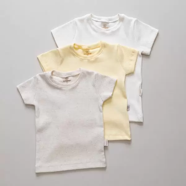 Kit 3 Camisetas para Bebê - T-Shirt Unissex enxoval para bebe lista de enxoval maternidade dicas de maternidade mamae de primeira viagem recem nasciso puerperio amamentacao duvidas sobre maternidade gravidez parto cesaria parto natural dicas para o sono do bebe dicas de amamentacao primeiros passos do bebe macacão infantil, macacão bebe, malha 100% algodão, verão, baby, site confiável, primavera verão, peças infantis, moda infantil, roupa de criança, conjunto body manga curta infantil, unissex, le coeur, minimalista, Roupas de bebê, Roupas infantis, Moda bebê, Roupas para recém-nascido, loja de bebê online, Conjuntos de bebê, Roupa de bebê a preço acessível, Roupas de bebê em promoção, Roupas de bebê para o verão, Conjuntos de roupas de bebê, Roupas de bebê meia estação, Roupa que cresce junto com o bebê, calça para bebê, Macacão para bebê Camiseta bebê, Roupas de bebê Fáceis de trocar, Body bebê, Calça bebê, macacão com pezinho, Saída de maternidade, Roupa de bebê para sair da maternidade, Roupa para neném, Peças para neném maternidade sapatinho de bebe mantinha de bebe roupa de bebe menino roupa de bebe menina touca para bebe gorro para bebe pecas para aquecer o bebe inverno roupas de inverno para bebe Kit maternidade enxoval bebe completo kit bodyv e calça bebe kit saida de maternidade kit roupas de recem nascido calça bebe suedine algodao roupa de bebe confortavel enxoval bebe roupas infantis roupas para bebes preço calça bebe roupas personalizadas roupas de maternidade roupa de bebe confortaveis calça de bebe unissex mala de bebe saida de maternidade saida maternidade cha revelacao temas para cha revelaçao temas de aniversario de bebe enxoval para bebe enxoval completo bebe prematuro bebe recem nascido dicas de amamentaçao exames na gravidez o que evitar na gravidezenxoval para bebe lista de enxoval maternidade dicas de maternidade mamae de primeira viagem recem nasciso puerperio amamentacao duvidas sobre maternidade gravidez parto cesaria parto natural dicas para o sono do bebe dicas de amamentacao primeiros passos do bebe macacão infantil, macacão bebe, malha 100% algodão, verão, baby, site confiável, primavera verão, peças infantis, moda infantil, roupa de criança, conjunto body manga curta infantil, unissex, le coeur, minimalista, Roupas de bebê, Roupas infantis, Moda bebê, Roupas para recém-nascido, loja de bebê online, Conjuntos de bebê, Roupa de bebê a preço acessível, Roupas de bebê em promoção, Roupas de bebê para o verão, Conjuntos de roupas de bebê, Roupas de bebê meia estação, Roupa que cresce junto com o bebê, calça para bebê, Macacão para bebê Camiseta bebê, Roupas de bebê Fáceis de trocar, Body bebê, Calça bebê, macacão com pezinho, Saída de maternidade, Roupa de bebê para sair da maternidade, Roupa para neném, Peças para neném maternidade sapatinho de bebe mantinha de bebe roupa de bebe menino roupa de bebe menina touca para bebe gorro para bebe pecas para aquecer o bebe inverno roupas de inverno para bebe Kit maternidade enxoval bebe completo kit bodyv e calça bebe kit saida de maternidade kit roupas de recem nascido calça bebe suedine algodao roupa de bebe confortavel enxoval bebe roupas infantis roupas para bebes preço calça bebe roupas personalizadas roupas de maternidade roupa de bebe confortaveis calça de bebe unissex mala de bebe saida de maternidade saida maternidade cha revelacao temas para cha revelaçao temas de aniversario de bebe enxoval para bebe enxoval completo bebe prematuro bebe recem nascido dicas de amamentaçao exames na gravidez o que evitar na gravidez