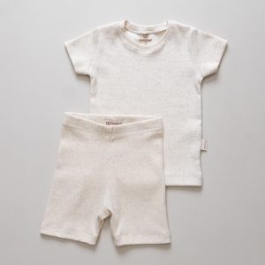 enxoval para bebê, lista de enxoval maternidade, dicas de maternidade, mamãe de primeira viagem, recém-nascido, puerpério, amamentação, dúvidas sobre maternidade, gravidez, parto, cesárea, parto natural, dicas para o sono do bebê, primeiros passos do bebê, macacão infantil, macacão bebê, malha 100% algodão, verão, primavera verão, baby, site confiável, peças infantis, moda infantil, roupa de criança, conjunto body manga curta infantil, unissex, Le Coeur, minimalista, roupas de bebê, roupas infantis, moda bebê, roupas para recém-nascido, loja de bebê online, conjuntos de bebê, roupa de bebê a preço acessível, roupas de bebê em promoção, roupas de bebê para o verão, conjuntos de roupas de bebê, roupas de bebê meia estação, roupa que cresce junto com o bebê, calça para bebê, macacão para bebê, camiseta bebê, roupas de bebê fáceis de trocar, body bebê, calça bebê, macacão com pezinho, saída de maternidade, roupa de bebê para sair da maternidade, roupa para neném, peças para neném maternidade, sapatinho de bebê, mantinha de bebê, roupa de bebê menino, roupa de bebê menina, touca para bebê, gorro para bebê, peças para aquecer o bebê, inverno, roupas de inverno para bebê, kit maternidade, enxoval bebê completo, kit body e calça bebê, kit saída de maternidade, kit roupas de recém-nascido, calça bebê suedine algodão, roupa de bebê confortável, enxoval bebê, roupas infantis, roupas para bebês preço, calça bebê, roupas personalizadas, roupas de maternidade, roupas de bebê confortáveis, calça de bebê unissex, ideias para mesversário, dicas de amamentação, quarto de bebê, decoração para quarto de bebê, malha leve e respirável, feito em algodão, confortável, maciez, moderna e estilosa, peças meia estação, enxoval completo para bebê, o que levar na mala da maternidade, lista enxoval maternidade atualizada, enxoval prático para recém-nascido, itens essenciais do enxoval, enxoval para mamãe e bebê, bolsa maternidade organizada, maternidade real, maternidade leve, maternidade na prática, dicas para mamães de primeira viagem, cuidados com o bebê recém-nascido, o que comprar antes do nascimento, roupinhas para maternidade, enxoval minimalista, enxoval sustentável para bebê, roupas fresquinhas para bebê, moda bebê verão, roupa leve para dias quentes, conjuntinho de verão bebê, roupas de bebê respiráveis, tecidos leves para o calor, roupas de bebê para meia-estação, looks de verão para bebê, conforto térmico para o bebê, roupa de bebê para clima quente, kit verão bebê, looks básicos de verão, roupas de bebê para passear, roupas de bebê para o dia a dia, roupas de bebê 100% algodão, algodão macio para bebê, roupas de bebê hipoalergênicas, tecidos naturais para bebê, roupas sem poliéster, malha respirável para bebê, roupas seguras para a pele do bebê, conforto e maciez para o bebê, roupas que não irritam a pele, roupas duráveis e confortáveis, roupas que acompanham o crescimento, qualidade premium infantil, roupas com toque suave, body de algodão para bebê, body manga curta bebê verão, calça bebê algodão, macacão leve para recém-nascido, conjunto bebê minimalista, roupas básicas para bebê, roupas neutras unissex, roupinhas para bebê menino e menina, kit body e calça bebê, kit roupas para recém-nascido, saída maternidade algodão, roupas práticas para trocar, roupas para o enxoval do bebê, roupas para dormir o bebê, pijaminha bebê, roupa para o bebê dormir confortável, amor em cada detalhe, feito com carinho para o bebê, cada fase com conforto, roupas para momentos especiais, estilo minimalista infantil, conforto que abraça, roupas que acompanham o crescimento, moda infantil afetiva, roupas pensadas para o dia a dia da mamãe.