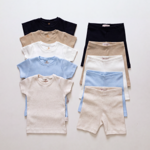 Kit 5 Conjuntos Unissex T- Shirt e Shorts