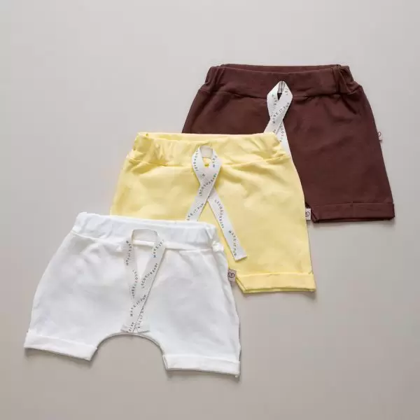 Kit com 3 Shorts Cotton Bebê Unissex enxoval para bebe lista de enxoval maternidade dicas de maternidade mamae de primeira viagem recem nasciso puerperio amamentacao duvidas sobre maternidade gravidez parto cesaria parto natural dicas para o sono do bebe dicas de amamentacao primeiros passos do bebe macacão infantil, macacão bebe, malha 100% algodão, verão, baby, site confiável, primavera verão, peças infantis, moda infantil, roupa de criança, conjunto body manga curta infantil, unissex, le coeur, minimalista, Roupas de bebê, Roupas infantis, Moda bebê, Roupas para recém-nascido, loja de bebê online, Conjuntos de bebê, Roupa de bebê a preço acessível, Roupas de bebê em promoção, Roupas de bebê para o verão, Conjuntos de roupas de bebê, Roupas de bebê meia estação, Roupa que cresce junto com o bebê, calça para bebê, Macacão para bebê Camiseta bebê, Roupas de bebê Fáceis de trocar, Body bebê, Calça bebê, macacão com pezinho, Saída de maternidade, Roupa de bebê para sair da maternidade, Roupa para neném, Peças para neném maternidade sapatinho de bebe mantinha de bebe roupa de bebe menino roupa de bebe menina touca para bebe gorro para bebe pecas para aquecer o bebe inverno roupas de inverno para bebe Kit maternidade enxoval bebe completo kit bodyv e calça bebe kit saida de maternidade kit roupas de recem nascido calça bebe suedine algodao roupa de bebe confortavel enxoval bebe roupas infantis roupas para bebes preço calça bebe roupas personalizadas roupas de maternidade roupa de bebe confortaveis calça de bebe unissex mala de bebe saida de maternidade saida maternidade cha revelacao temas para cha revelaçao temas de aniversario de bebe enxoval para bebe enxoval completo bebe prematuro bebe recem nascido dicas de amamentaçao exames na gravidez o que evitar na gravidezenxoval para bebe lista de enxoval maternidade dicas de maternidade mamae de primeira viagem recem nasciso puerperio amamentacao duvidas sobre maternidade gravidez parto cesaria parto natural dicas para o sono do bebe dicas de amamentacao primeiros passos do bebe macacão infantil, macacão bebe, malha 100% algodão, verão, baby, site confiável, primavera verão, peças infantis, moda infantil, roupa de criança, conjunto body manga curta infantil, unissex, le coeur, minimalista, Roupas de bebê, Roupas infantis, Moda bebê, Roupas para recém-nascido, loja de bebê online, Conjuntos de bebê, Roupa de bebê a preço acessível, Roupas de bebê em promoção, Roupas de bebê para o verão, Conjuntos de roupas de bebê, Roupas de bebê meia estação, Roupa que cresce junto com o bebê, calça para bebê, Macacão para bebê Camiseta bebê, Roupas de bebê Fáceis de trocar, Body bebê, Calça bebê, macacão com pezinho, Saída de maternidade, Roupa de bebê para sair da maternidade, Roupa para neném, Peças para neném maternidade sapatinho de bebe mantinha de bebe roupa de bebe menino roupa de bebe menina touca para bebe gorro para bebe pecas para aquecer o bebe inverno roupas de inverno para bebe Kit maternidade enxoval bebe completo kit bodyv e calça bebe kit saida de maternidade kit roupas de recem nascido calça bebe suedine algodao roupa de bebe confortavel enxoval bebe roupas infantis roupas para bebes preço calça bebe roupas personalizadas roupas de maternidade roupa de bebe confortaveis calça de bebe unissex mala de bebe saida de maternidade saida maternidade cha revelacao temas para cha revelaçao temas de aniversario de bebe enxoval para bebe enxoval completo bebe prematuro bebe recem nascido dicas de amamentaçao exames na gravidez o que evitar na gravidez