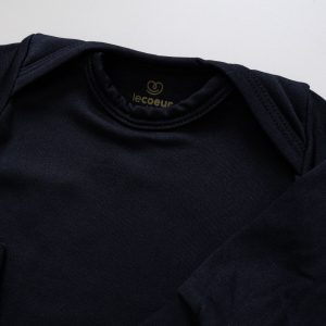 enxoval para bebê, lista de enxoval maternidade, dicas de maternidade, mamãe de primeira viagem, recém-nascido, puerpério, amamentação, dúvidas sobre maternidade, gravidez, parto, cesárea, parto natural, dicas para o sono do bebê, primeiros passos do bebê, macacão infantil, macacão bebê, malha 100% algodão, verão, primavera verão, baby, site confiável, peças infantis, moda infantil, roupa de criança, conjunto body manga curta infantil, unissex, Le Coeur, minimalista, roupas de bebê, roupas infantis, moda bebê, roupas para recém-nascido, loja de bebê online, conjuntos de bebê, roupa de bebê a preço acessível, roupas de bebê em promoção, roupas de bebê para o verão, conjuntos de roupas de bebê, roupas de bebê meia estação, roupa que cresce junto com o bebê, calça para bebê, macacão para bebê, camiseta bebê, roupas de bebê fáceis de trocar, body bebê, calça bebê, macacão com pezinho, saída de maternidade, roupa de bebê para sair da maternidade, roupa para neném, peças para neném maternidade, sapatinho de bebê, mantinha de bebê, roupa de bebê menino, roupa de bebê menina, touca para bebê, gorro para bebê, peças para aquecer o bebê, inverno, roupas de inverno para bebê, kit maternidade, enxoval bebê completo, kit body e calça bebê, kit saída de maternidade, kit roupas de recém-nascido, calça bebê suedine algodão, roupa de bebê confortável, enxoval bebê, roupas infantis, roupas para bebês preço, calça bebê, roupas personalizadas, roupas de maternidade, roupas de bebê confortáveis, calça de bebê unissex, ideias para mesversário, dicas de amamentação, quarto de bebê, decoração para quarto de bebê, malha leve e respirável, feito em algodão, confortável, maciez, moderna e estilosa, peças meia estação, enxoval completo para bebê, o que levar na mala da maternidade, lista enxoval maternidade atualizada, enxoval prático para recém-nascido, itens essenciais do enxoval, enxoval para mamãe e bebê, bolsa maternidade organizada, maternidade real, maternidade leve, maternidade na prática, dicas para mamães de primeira viagem, cuidados com o bebê recém-nascido, o que comprar antes do nascimento, roupinhas para maternidade, enxoval minimalista, enxoval sustentável para bebê, roupas fresquinhas para bebê, moda bebê verão, roupa leve para dias quentes, conjuntinho de verão bebê, roupas de bebê respiráveis, tecidos leves para o calor, roupas de bebê para meia-estação, looks de verão para bebê, conforto térmico para o bebê, roupa de bebê para clima quente, kit verão bebê, looks básicos de verão, roupas de bebê para passear, roupas de bebê para o dia a dia, roupas de bebê 100% algodão, algodão macio para bebê, roupas de bebê hipoalergênicas, tecidos naturais para bebê, roupas sem poliéster, malha respirável para bebê, roupas seguras para a pele do bebê, conforto e maciez para o bebê, roupas que não irritam a pele, roupas duráveis e confortáveis, roupas que acompanham o crescimento, qualidade premium infantil, roupas com toque suave, body de algodão para bebê, body manga curta bebê verão, calça bebê algodão, macacão leve para recém-nascido, conjunto bebê minimalista, roupas básicas para bebê, roupas neutras unissex, roupinhas para bebê menino e menina, kit body e calça bebê, kit roupas para recém-nascido, saída maternidade algodão, roupas práticas para trocar, roupas para o enxoval do bebê, roupas para dormir o bebê, pijaminha bebê, roupa para o bebê dormir confortável, amor em cada detalhe, feito com carinho para o bebê, cada fase com conforto, roupas para momentos especiais, estilo minimalista infantil, conforto que abraça, roupas que acompanham o crescimento, moda infantil afetiva, roupas pensadas para o dia a dia da mamãe.