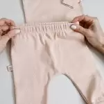 enxoval para bebe lista de enxoval maternidade dicas de maternidade mamae de primeira viagem recem nasciso puerperio amamentacao duvidas sobre maternidade gravidez parto cesaria parto natural dicas para o sono do bebe dicas de amamentacao primeiros passos do bebe macacão infantil, macacão bebe, malha 100% algodão, verão, baby, site confiável, primavera verão, peças infantis, moda infantil, roupa de criança, conjunto body manga curta infantil, unissex, le coeur, minimalista, Roupas de bebê, Roupas infantis, Moda bebê, Roupas para recém-nascido, loja de bebê online, Conjuntos de bebê, Roupa de bebê a preço acessível, Roupas de bebê em promoção, Roupas de bebê para o verão, Conjuntos de roupas de bebê, Roupas de bebê meia estação, Roupa que cresce junto com o bebê, calça para bebê, Macacão para bebê Camiseta bebê, Roupas de bebê Fáceis de trocar, Body bebê, Calça bebê, macacão com pezinho, Saída de maternidade, Roupa de bebê para sair da maternidade, Roupa para neném, Peças para neném maternidade sapatinho de bebe mantinha de bebe roupa de bebe menino roupa de bebe menina touca para bebe gorro para bebe pecas para aquecer o bebe inverno roupas de inverno para bebe o que levar na bolsa da maternidade o que o bebe mais usa nos primeiros dias leite materno amamentação doula dicas de amamentacao como amamentar dor pra amamentar meias para bebe mantas para bebe saida de maternidade sapatinhos de bebe enxoval bebe bolsa de bebe cha revelacao ideia de cha revelacao meia bebe touca bebe manta bebe sapatinho bebe