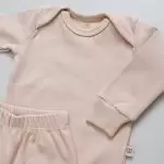 enxoval para bebe lista de enxoval maternidade dicas de maternidade mamae de primeira viagem recem nasciso puerperio amamentacao duvidas sobre maternidade gravidez parto cesaria parto natural dicas para o sono do bebe dicas de amamentacao primeiros passos do bebe macacão infantil, macacão bebe, malha 100% algodão, verão, baby, site confiável, primavera verão, peças infantis, moda infantil, roupa de criança, conjunto body manga curta infantil, unissex, le coeur, minimalista, Roupas de bebê, Roupas infantis, Moda bebê, Roupas para recém-nascido, loja de bebê online, Conjuntos de bebê, Roupa de bebê a preço acessível, Roupas de bebê em promoção, Roupas de bebê para o verão, Conjuntos de roupas de bebê, Roupas de bebê meia estação, Roupa que cresce junto com o bebê, calça para bebê, Macacão para bebê Camiseta bebê, Roupas de bebê Fáceis de trocar, Body bebê, Calça bebê, macacão com pezinho, Saída de maternidade, Roupa de bebê para sair da maternidade, Roupa para neném, Peças para neném maternidade sapatinho de bebe mantinha de bebe roupa de bebe menino roupa de bebe menina touca para bebe gorro para bebe pecas para aquecer o bebe inverno roupas de inverno para bebe o que levar na bolsa da maternidade o que o bebe mais usa nos primeiros dias leite materno amamentação doula dicas de amamentacao como amamentar dor pra amamentar meias para bebe mantas para bebe saida de maternidade sapatinhos de bebe enxoval bebe bolsa de bebe cha revelacao ideia de cha revelacao meia bebe touca bebe manta bebe sapatinho bebe