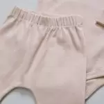 enxoval para bebe lista de enxoval maternidade dicas de maternidade mamae de primeira viagem recem nasciso puerperio amamentacao duvidas sobre maternidade gravidez parto cesaria parto natural dicas para o sono do bebe dicas de amamentacao primeiros passos do bebe macacão infantil, macacão bebe, malha 100% algodão, verão, baby, site confiável, primavera verão, peças infantis, moda infantil, roupa de criança, conjunto body manga curta infantil, unissex, le coeur, minimalista, Roupas de bebê, Roupas infantis, Moda bebê, Roupas para recém-nascido, loja de bebê online, Conjuntos de bebê, Roupa de bebê a preço acessível, Roupas de bebê em promoção, Roupas de bebê para o verão, Conjuntos de roupas de bebê, Roupas de bebê meia estação, Roupa que cresce junto com o bebê, calça para bebê, Macacão para bebê Camiseta bebê, Roupas de bebê Fáceis de trocar, Body bebê, Calça bebê, macacão com pezinho, Saída de maternidade, Roupa de bebê para sair da maternidade, Roupa para neném, Peças para neném maternidade sapatinho de bebe mantinha de bebe roupa de bebe menino roupa de bebe menina touca para bebe gorro para bebe pecas para aquecer o bebe inverno roupas de inverno para bebe o que levar na bolsa da maternidade o que o bebe mais usa nos primeiros dias leite materno amamentação doula dicas de amamentacao como amamentar dor pra amamentar meias para bebe mantas para bebe saida de maternidade sapatinhos de bebe enxoval bebe bolsa de bebe cha revelacao ideia de cha revelacao meia bebe touca bebe manta bebe sapatinho bebe