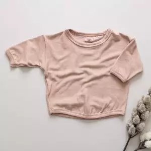 enxoval para bebê, lista de enxoval maternidade, dicas de maternidade, mamãe de primeira viagem, recém-nascido, puerpério, amamentação, dúvidas sobre maternidade, gravidez, parto, cesárea, parto natural, dicas para o sono do bebê, primeiros passos do bebê, macacão infantil, macacão bebê, malha 100% algodão, verão, primavera verão, baby, site confiável, peças infantis, moda infantil, roupa de criança, conjunto body manga curta infantil, unissex, Le Coeur, minimalista, roupas de bebê, roupas infantis, moda bebê, roupas para recém-nascido, loja de bebê online, conjuntos de bebê, roupa de bebê a preço acessível, roupas de bebê em promoção, roupas de bebê para o verão, conjuntos de roupas de bebê, roupas de bebê meia estação, roupa que cresce junto com o bebê, calça para bebê, macacão para bebê, camiseta bebê, roupas de bebê fáceis de trocar, body bebê, calça bebê, macacão com pezinho, saída de maternidade, roupa de bebê para sair da maternidade, roupa para neném, peças para neném maternidade, sapatinho de bebê, mantinha de bebê, roupa de bebê menino, roupa de bebê menina, touca para bebê, gorro para bebê, peças para aquecer o bebê, inverno, roupas de inverno para bebê, kit maternidade, enxoval bebê completo, kit body e calça bebê, kit saída de maternidade, kit roupas de recém-nascido, calça bebê suedine algodão, roupa de bebê confortável, enxoval bebê, roupas infantis, roupas para bebês preço, calça bebê, roupas personalizadas, roupas de maternidade, roupas de bebê confortáveis, calça de bebê unissex, ideias para mesversário, dicas de amamentação, quarto de bebê, decoração para quarto de bebê, malha leve e respirável, feito em algodão, confortável, maciez, moderna e estilosa, peças meia estação, enxoval completo para bebê, o que levar na mala da maternidade, lista enxoval maternidade atualizada, enxoval prático para recém-nascido, itens essenciais do enxoval, enxoval para mamãe e bebê, bolsa maternidade organizada, maternidade real, maternidade leve, maternidade na prática, dicas para mamães de primeira viagem, cuidados com o bebê recém-nascido, o que comprar antes do nascimento, roupinhas para maternidade, enxoval minimalista, enxoval sustentável para bebê, roupas fresquinhas para bebê, moda bebê verão, roupa leve para dias quentes, conjuntinho de verão bebê, roupas de bebê respiráveis, tecidos leves para o calor, roupas de bebê para meia-estação, looks de verão para bebê, conforto térmico para o bebê, roupa de bebê para clima quente, kit verão bebê, looks básicos de verão, roupas de bebê para passear, roupas de bebê para o dia a dia, roupas de bebê 100% algodão, algodão macio para bebê, roupas de bebê hipoalergênicas, tecidos naturais para bebê, roupas sem poliéster, malha respirável para bebê, roupas seguras para a pele do bebê, conforto e maciez para o bebê, roupas que não irritam a pele, roupas duráveis e confortáveis, roupas que acompanham o crescimento, qualidade premium infantil, roupas com toque suave, body de algodão para bebê, body manga curta bebê verão, calça bebê algodão, macacão leve para recém-nascido, conjunto bebê minimalista, roupas básicas para bebê, roupas neutras unissex, roupinhas para bebê menino e menina, kit body e calça bebê, kit roupas para recém-nascido, saída maternidade algodão, roupas práticas para trocar, roupas para o enxoval do bebê, roupas para dormir o bebê, pijaminha bebê, roupa para o bebê dormir confortável, amor em cada detalhe, feito com carinho para o bebê, cada fase com conforto, roupas para momentos especiais, estilo minimalista infantil, conforto que abraça, roupas que acompanham o crescimento, moda infantil afetiva, roupas pensadas para o dia a dia da mamãe.