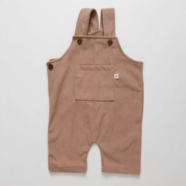 enxoval para bebê, lista de enxoval maternidade, dicas de maternidade, mamãe de primeira viagem, recém-nascido, puerpério, amamentação, dúvidas sobre maternidade, gravidez, parto, cesárea, parto natural, dicas para o sono do bebê, primeiros passos do bebê, macacão infantil, macacão bebê, malha 100% algodão, verão, primavera verão, baby, site confiável, peças infantis, moda infantil, roupa de criança, conjunto body manga curta infantil, unissex, Le Coeur, minimalista, roupas de bebê, roupas infantis, moda bebê, roupas para recém-nascido, loja de bebê online, conjuntos de bebê, roupa de bebê a preço acessível, roupas de bebê em promoção, roupas de bebê para o verão, conjuntos de roupas de bebê, roupas de bebê meia estação, roupa que cresce junto com o bebê, calça para bebê, macacão para bebê, camiseta bebê, roupas de bebê fáceis de trocar, body bebê, calça bebê, macacão com pezinho, saída de maternidade, roupa de bebê para sair da maternidade, roupa para neném, peças para neném maternidade, sapatinho de bebê, mantinha de bebê, roupa de bebê menino, roupa de bebê menina, touca para bebê, gorro para bebê, peças para aquecer o bebê, inverno, roupas de inverno para bebê, kit maternidade, enxoval bebê completo, kit body e calça bebê, kit saída de maternidade, kit roupas de recém-nascido, calça bebê suedine algodão, roupa de bebê confortável, enxoval bebê, roupas infantis, roupas para bebês preço, calça bebê, roupas personalizadas, roupas de maternidade, roupas de bebê confortáveis, calça de bebê unissex, ideias para mesversário, dicas de amamentação, quarto de bebê, decoração para quarto de bebê, malha leve e respirável, feito em algodão, confortável, maciez, moderna e estilosa, peças meia estação, enxoval completo para bebê, o que levar na mala da maternidade, lista enxoval maternidade atualizada, enxoval prático para recém-nascido, itens essenciais do enxoval, enxoval para mamãe e bebê, bolsa maternidade organizada, maternidade real, maternidade leve, maternidade na prática, dicas para mamães de primeira viagem, cuidados com o bebê recém-nascido, o que comprar antes do nascimento, roupinhas para maternidade, enxoval minimalista, enxoval sustentável para bebê, roupas fresquinhas para bebê, moda bebê verão, roupa leve para dias quentes, conjuntinho de verão bebê, roupas de bebê respiráveis, tecidos leves para o calor, roupas de bebê para meia-estação, looks de verão para bebê, conforto térmico para o bebê, roupa de bebê para clima quente, kit verão bebê, looks básicos de verão, roupas de bebê para passear, roupas de bebê para o dia a dia, roupas de bebê 100% algodão, algodão macio para bebê, roupas de bebê hipoalergênicas, tecidos naturais para bebê, roupas sem poliéster, malha respirável para bebê, roupas seguras para a pele do bebê, conforto e maciez para o bebê, roupas que não irritam a pele, roupas duráveis e confortáveis, roupas que acompanham o crescimento, qualidade premium infantil, roupas com toque suave, body de algodão para bebê, body manga curta bebê verão, calça bebê algodão, macacão leve para recém-nascido, conjunto bebê minimalista, roupas básicas para bebê, roupas neutras unissex, roupinhas para bebê menino e menina, kit body e calça bebê, kit roupas para recém-nascido, saída maternidade algodão, roupas práticas para trocar, roupas para o enxoval do bebê, roupas para dormir o bebê, pijaminha bebê, roupa para o bebê dormir confortável, amor em cada detalhe, feito com carinho para o bebê, cada fase com conforto, roupas para momentos especiais, estilo minimalista infantil, conforto que abraça, roupas que acompanham o crescimento, moda infantil afetiva, roupas pensadas para o dia a dia da mamãe.