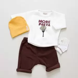 look Infantil Completo com Blusão Over, Calça, Meia e Touca