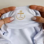 enxoval para bebê, lista de enxoval maternidade, dicas de maternidade, mamãe de primeira viagem, recém-nascido, puerpério, amamentação, dúvidas sobre maternidade, gravidez, parto, cesárea, parto natural, dicas para o sono do bebê, primeiros passos do bebê, macacão infantil, macacão bebê, malha 100% algodão, verão, primavera verão, baby, site confiável, peças infantis, moda infantil, roupa de criança, conjunto body manga curta infantil, unissex, Le Coeur, minimalista, roupas de bebê, roupas infantis, moda bebê, roupas para recém-nascido, loja de bebê online, conjuntos de bebê, roupa de bebê a preço acessível, roupas de bebê em promoção, roupas de bebê para o verão, conjuntos de roupas de bebê, roupas de bebê meia estação, roupa que cresce junto com o bebê, calça para bebê, macacão para bebê, camiseta bebê, roupas de bebê fáceis de trocar, body bebê, calça bebê, macacão com pezinho, saída de maternidade, roupa de bebê para sair da maternidade, roupa para neném, peças para neném maternidade, sapatinho de bebê, mantinha de bebê, roupa de bebê menino, roupa de bebê menina, touca para bebê, gorro para bebê, peças para aquecer o bebê, inverno, roupas de inverno para bebê, kit maternidade, enxoval bebê completo, kit body e calça bebê, kit saída de maternidade, kit roupas de recém-nascido, calça bebê suedine algodão, roupa de bebê confortável, enxoval bebê, roupas infantis, roupas para bebês preço, calça bebê, roupas personalizadas, roupas de maternidade, roupas de bebê confortáveis, calça de bebê unissex, ideias para mesversário, dicas de amamentação, quarto de bebê, decoração para quarto de bebê, malha leve e respirável, feito em algodão, confortável, maciez, moderna e estilosa, peças meia estação, enxoval completo para bebê, o que levar na mala da maternidade, lista enxoval maternidade atualizada, enxoval prático para recém-nascido, itens essenciais do enxoval, enxoval para mamãe e bebê, bolsa maternidade organizada, maternidade real, maternidade leve, maternidade na prática, dicas para mamães de primeira viagem, cuidados com o bebê recém-nascido, o que comprar antes do nascimento, roupinhas para maternidade, enxoval minimalista, enxoval sustentável para bebê, roupas fresquinhas para bebê, moda bebê verão, roupa leve para dias quentes, conjuntinho de verão bebê, roupas de bebê respiráveis, tecidos leves para o calor, roupas de bebê para meia-estação, looks de verão para bebê, conforto térmico para o bebê, roupa de bebê para clima quente, kit verão bebê, looks básicos de verão, roupas de bebê para passear, roupas de bebê para o dia a dia, roupas de bebê 100% algodão, algodão macio para bebê, roupas de bebê hipoalergênicas, tecidos naturais para bebê, roupas sem poliéster, malha respirável para bebê, roupas seguras para a pele do bebê, conforto e maciez para o bebê, roupas que não irritam a pele, roupas duráveis e confortáveis, roupas que acompanham o crescimento, qualidade premium infantil, roupas com toque suave, body de algodão para bebê, body manga curta bebê verão, calça bebê algodão, macacão leve para recém-nascido, conjunto bebê minimalista, roupas básicas para bebê, roupas neutras unissex, roupinhas para bebê menino e menina, kit body e calça bebê, kit roupas para recém-nascido, saída maternidade algodão, roupas práticas para trocar, roupas para o enxoval do bebê, roupas para dormir o bebê, pijaminha bebê, roupa para o bebê dormir confortável, amor em cada detalhe, feito com carinho para o bebê, cada fase com conforto, roupas para momentos especiais, estilo minimalista infantil, conforto que abraça, roupas que acompanham o crescimento, moda infantil afetiva, roupas pensadas para o dia a dia da mamãe.