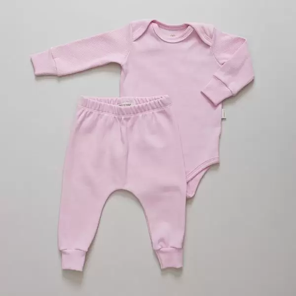 enxoval para bebe lista de enxoval maternidade dicas de maternidade mamae de primeira viagem recem nasciso puerperio amamentacao duvidas sobre maternidade gravidez parto cesaria parto natural dicas para o sono do bebe dicas de amamentacao primeiros passos do bebe macacão infantil, macacão bebe, malha 100% algodão, verão, baby, site confiável, primavera verão, peças infantis, moda infantil, roupa de criança, conjunto body manga curta infantil, unissex, le coeur, minimalista, Roupas de bebê, Roupas infantis, Moda bebê, Roupas para recém-nascido, loja de bebê online, Conjuntos de bebê, Roupa de bebê a preço acessível, Roupas de bebê em promoção, Roupas de bebê para o verão, Conjuntos de roupas de bebê, Roupas de bebê meia estação, Roupa que cresce junto com o bebê, calça para bebê, Macacão para bebê Camiseta bebê, Roupas de bebê Fáceis de trocar, Body bebê, Calça bebê, macacão com pezinho, Saída de maternidade, Roupa de bebê para sair da maternidade, Roupa para neném, Peças para neném maternidade sapatinho de bebe mantinha de bebe roupa de bebe menino roupa de bebe menina touca para bebe gorro para bebe pecas para aquecer o bebe inverno roupas de inverno para bebe o que levar na bolsa da maternidade o que o bebe mais usa nos primeiros dias leite materno amamentação doula dicas de amamentacao como amamentar dor pra amamentar meias para bebe mantas para bebe saida de maternidade sapatinhos de bebe enxoval bebe bolsa de bebe cha revelacao ideia de cha revelacao meia bebe touca bebe manta bebe sapatinho bebe