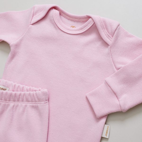 enxoval para bebe lista de enxoval maternidade dicas de maternidade mamae de primeira viagem recem nasciso puerperio amamentacao duvidas sobre maternidade gravidez parto cesaria parto natural dicas para o sono do bebe dicas de amamentacao primeiros passos do bebe macacão infantil, macacão bebe, malha 100% algodão, verão, baby, site confiável, primavera verão, peças infantis, moda infantil, roupa de criança, conjunto body manga curta infantil, unissex, le coeur, minimalista, Roupas de bebê, Roupas infantis, Moda bebê, Roupas para recém-nascido, loja de bebê online, Conjuntos de bebê, Roupa de bebê a preço acessível, Roupas de bebê em promoção, Roupas de bebê para o verão, Conjuntos de roupas de bebê, Roupas de bebê meia estação, Roupa que cresce junto com o bebê, calça para bebê, Macacão para bebê Camiseta bebê, Roupas de bebê Fáceis de trocar, Body bebê, Calça bebê, macacão com pezinho, Saída de maternidade, Roupa de bebê para sair da maternidade, Roupa para neném, Peças para neném maternidade sapatinho de bebe mantinha de bebe roupa de bebe menino roupa de bebe menina touca para bebe gorro para bebe pecas para aquecer o bebe inverno roupas de inverno para bebe o que levar na bolsa da maternidade o que o bebe mais usa nos primeiros dias leite materno amamentação doula dicas de amamentacao como amamentar dor pra amamentar meias para bebe mantas para bebe saida de maternidade sapatinhos de bebe enxoval bebe bolsa de bebe cha revelacao ideia de cha revelacao meia bebe touca bebe manta bebe sapatinho bebe