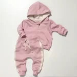 enxoval para bebê, lista de enxoval maternidade, dicas de maternidade, mamãe de primeira viagem, recém-nascido, puerpério, amamentação, dúvidas sobre maternidade, gravidez, parto, cesárea, parto natural, dicas para o sono do bebê, primeiros passos do bebê, macacão infantil, macacão bebê, malha 100% algodão, verão, primavera verão, baby, site confiável, peças infantis, moda infantil, roupa de criança, conjunto body manga curta infantil, unissex, Le Coeur, minimalista, roupas de bebê, roupas infantis, moda bebê, roupas para recém-nascido, loja de bebê online, conjuntos de bebê, roupa de bebê a preço acessível, roupas de bebê em promoção, roupas de bebê para o verão, conjuntos de roupas de bebê, roupas de bebê meia estação, roupa que cresce junto com o bebê, calça para bebê, macacão para bebê, camiseta bebê, roupas de bebê fáceis de trocar, body bebê, calça bebê, macacão com pezinho, saída de maternidade, roupa de bebê para sair da maternidade, roupa para neném, peças para neném maternidade, sapatinho de bebê, mantinha de bebê, roupa de bebê menino, roupa de bebê menina, touca para bebê, gorro para bebê, peças para aquecer o bebê, inverno, roupas de inverno para bebê, kit maternidade, enxoval bebê completo, kit body e calça bebê, kit saída de maternidade, kit roupas de recém-nascido, calça bebê suedine algodão, roupa de bebê confortável, enxoval bebê, roupas infantis, roupas para bebês preço, calça bebê, roupas personalizadas, roupas de maternidade, roupas de bebê confortáveis, calça de bebê unissex, ideias para mesversário, dicas de amamentação, quarto de bebê, decoração para quarto de bebê, malha leve e respirável, feito em algodão, confortável, maciez, moderna e estilosa, peças meia estação, enxoval completo para bebê, o que levar na mala da maternidade, lista enxoval maternidade atualizada, enxoval prático para recém-nascido, itens essenciais do enxoval, enxoval para mamãe e bebê, bolsa maternidade organizada, maternidade real, maternidade leve, maternidade na prática, dicas para mamães de primeira viagem, cuidados com o bebê recém-nascido, o que comprar antes do nascimento, roupinhas para maternidade, enxoval minimalista, enxoval sustentável para bebê, roupas fresquinhas para bebê, moda bebê verão, roupa leve para dias quentes, conjuntinho de verão bebê, roupas de bebê respiráveis, tecidos leves para o calor, roupas de bebê para meia-estação, looks de verão para bebê, conforto térmico para o bebê, roupa de bebê para clima quente, kit verão bebê, looks básicos de verão, roupas de bebê para passear, roupas de bebê para o dia a dia, roupas de bebê 100% algodão, algodão macio para bebê, roupas de bebê hipoalergênicas, tecidos naturais para bebê, roupas sem poliéster, malha respirável para bebê, roupas seguras para a pele do bebê, conforto e maciez para o bebê, roupas que não irritam a pele, roupas duráveis e confortáveis, roupas que acompanham o crescimento, qualidade premium infantil, roupas com toque suave, body de algodão para bebê, body manga curta bebê verão, calça bebê algodão, macacão leve para recém-nascido, conjunto bebê minimalista, roupas básicas para bebê, roupas neutras unissex, roupinhas para bebê menino e menina, kit body e calça bebê, kit roupas para recém-nascido, saída maternidade algodão, roupas práticas para trocar, roupas para o enxoval do bebê, roupas para dormir o bebê, pijaminha bebê, roupa para o bebê dormir confortável, amor em cada detalhe, feito com carinho para o bebê, cada fase com conforto, roupas para momentos especiais, estilo minimalista infantil, conforto que abraça, roupas que acompanham o crescimento, moda infantil afetiva, roupas pensadas para o dia a dia da mamãe.