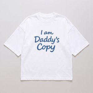Camiseta Infantil Manga Curta Overboxy I am Daddy’s Copy