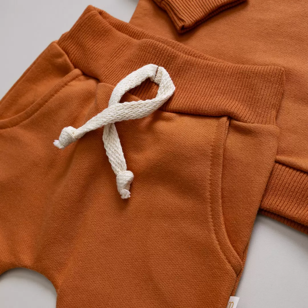 Roupas de bebê Moda infantil Roupas para recém-nascido Roupas para bebê Body de bebê Macacão de bebê Pijama de bebê Camiseta de bebê Calça de bebê Manta para bebê Colete para bebê Acessórios para bebê Algodão orgânico para bebê Roupas confortáveis para bebê Roupas suaves para bebê Roupas antialérgicas para bebê Roupas de bebê com estampas Roupas de bebê com tema Tamanhos e Idade Tamanho recém-nascido Roupas 0 a 3 meses Roupas 3 a 6 meses Roupas 6 a 12 meses Roupas para bebês prematuros Moda minimalista para bebê Estilo unissex para bebê Roupas elegantes para bebê Roupas de bebê em cores neutras Roupas de bebê modernas Roupas de bebê em promoção Ofertas em roupas de bebê Onde comprar roupas de bebê Melhores lojas de roupas de bebê Roupas de bebê baratas Roupas de bebê de marcas famosas roupas de bebê Onde encontrar roupas de bebê confortáveis e baratas Melhores marcas de roupas para recém-nascidos Roupas de bebê para o inverno Roupas de bebê com estampa divertida Roupas de bebê para presentear