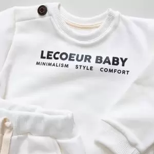 moletom e calça infantil, conjunto moletom peluciado infantil, conjunto infantil estiloso, moletom gola careca infantil, moda bebe, roupa para bebe, roupa de criança, loja online infantil, loja de roupa de bebe online, frete grátis, roupinhas bebe estilosas, outono inverno, conjuntinho bebe, peças infantis, conjunto 100% algodão, roupa bebe confortável, loja de bebe, roupa infantil minimalista, roupa baby, moda baby, algodão premium, roupinha de bebê, vestuário para bebês, roupas para recém-nascidos, roupas de bebê menina/menino, enxoval de bebê, body de bebê, jogos de roupa para bebê, acessórios para bebê, moda bebê, roupinhas fofas para bebê, roupas para chá de bebê, baby, roupas para bebes, site confiável, peças infantis, moda infantil, roupa de criança, moda bebe fashion, le coeur, fácil de abotoar, roupinha unissex para bebe