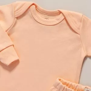 conjunto suedine infantil, body e calça infantil, conjunto suede bebe, moda bebe, roupa para bebe, roupa de criança, loja online infantil, loja de roupa de bebe online, frete grátis, roupinhas bebe estilosas, outono inverno, conjuntinho bebe, peças infantis, conjunto 100% algodão, roupa bebe confortável, loja de bebe, roupa infantil minimalista, roupa baby, moda baby, algodão premium, roupinha de bebê, vestuário para bebês, roupas para recém-nascidos, roupas de bebê menina/menino, enxoval de bebê, body de bebê, jogos de roupa para bebê, acessórios para bebê, moda bebê, roupinhas fofas para bebê, roupas para chá de bebê, baby, roupas para bebes, site confiável, peças infantis, moda infantil, roupa de criança, moda bebe fashion, le coeur, fácil de abotoar, roupinha unissex para bebe