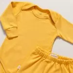 conjunto suedine infantil, body e calça infantil, conjunto suede bebe, moda bebe, roupa para bebe, roupa de criança, loja online infantil, loja de roupa de bebe online, frete grátis, roupinhas bebe estilosas, outono inverno, conjuntinho bebe, peças infantis, conjunto 100% algodão, roupa bebe confortável, loja de bebe, roupa infantil minimalista, roupa baby, moda baby, algodão premium, roupinha de bebê, vestuário para bebês, roupas para recém-nascidos, roupas de bebê menina/menino, enxoval de bebê, body de bebê, jogos de roupa para bebê, acessórios para bebê, moda bebê, roupinhas fofas para bebê, roupas para chá de bebê, baby, roupas para bebes, site confiável, peças infantis, moda infantil, roupa de criança, moda bebe fashion, le coeur, fácil de abotoar, roupinha unissex para bebe