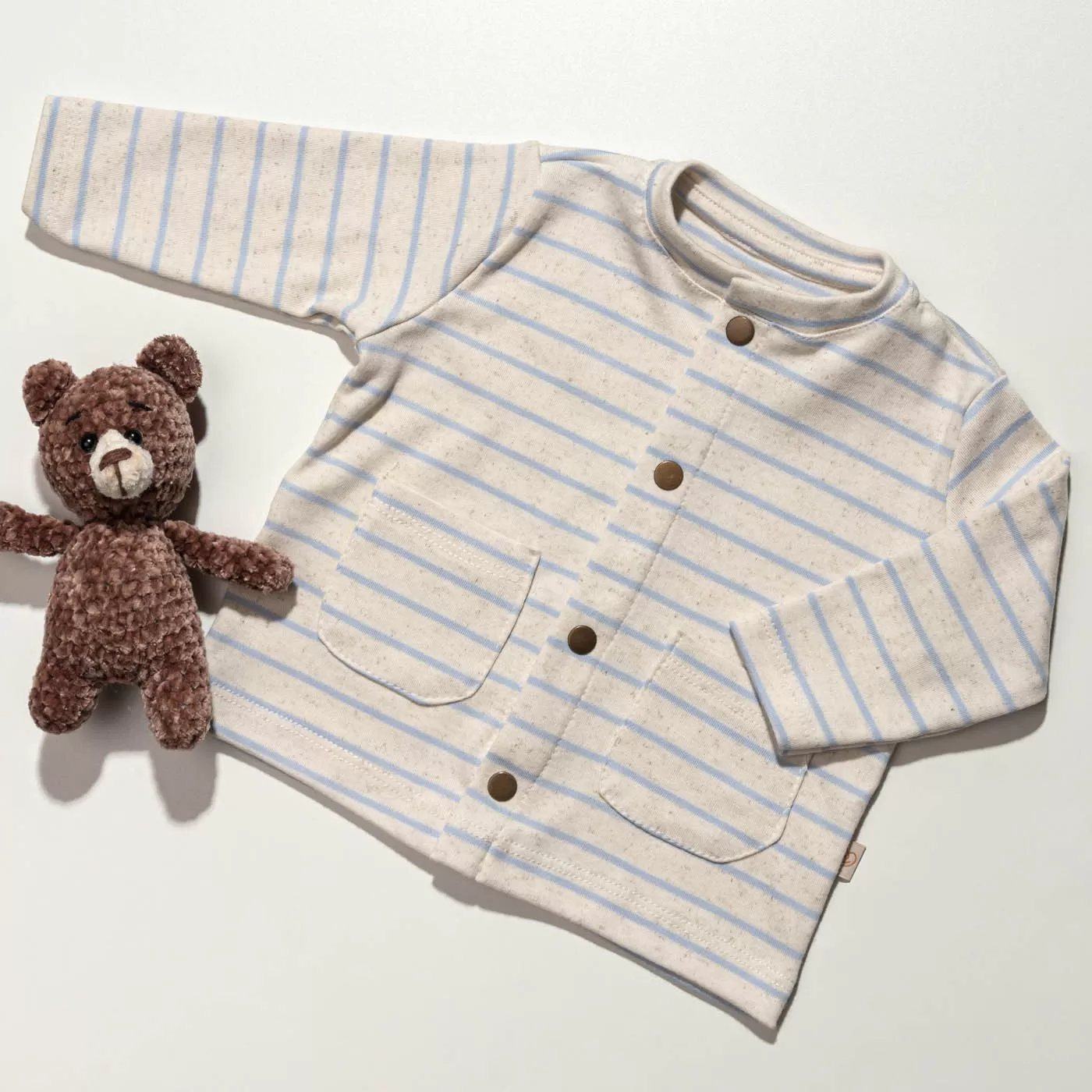 casaco listrado infantil, casaco com bolsos infantil, casaco de botões infantil, moda bebe, roupa para bebe, roupa de criança, loja online infantil, loja de roupa de bebe online, frete grátis, roupinhas bebe estilosas, outono inverno, conjuntinho bebe, peças infantis, conjunto 100% algodão, roupa bebe confortável, loja de bebe, roupa infantil minimalista, roupa baby, moda baby, algodão premium, roupinha de bebê, vestuário para bebês, roupas para recém-nascidos, roupas de bebê menina/menino, enxoval de bebê, body de bebê, jogos de roupa para bebê, acessórios para bebê, moda bebê, roupinhas fofas para bebê, roupas para chá de bebê, baby, roupas para bebes, site confiável, peças infantis, moda infantil, roupa de criança, moda bebe fashion, le coeur, fácil de abotoar, roupinha unissex para bebe