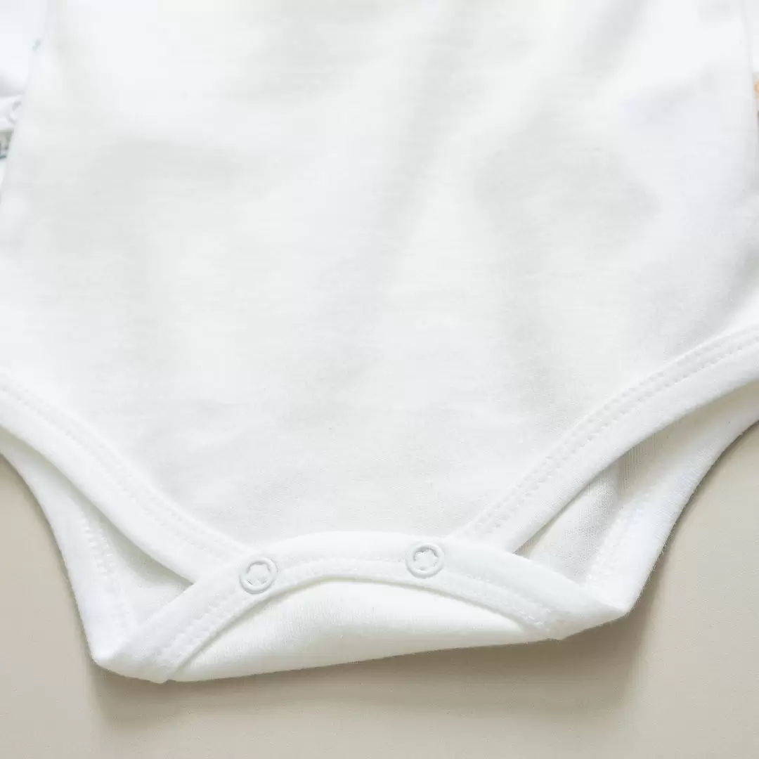 enxoval para bebe lista de enxoval maternidade dicas de maternidade mamae de primeira viagem recem nasciso puerperio amamentacao duvidas sobre maternidade gravidez parto cesaria parto natural dicas para o sono do bebe dicas de amamentacao primeiros passos do bebe macacão infantil, macacão bebe, malha 100% algodão, verão, baby, site confiável, primavera verão, peças infantis, moda infantil, roupa de criança, conjunto body manga curta infantil, unissex, le coeur, minimalista, Roupas de bebê, Roupas infantis, Moda bebê, Roupas para recém-nascido, loja de bebê online, Conjuntos de bebê, Roupa de bebê a preço acessível, Roupas de bebê em promoção, Roupas de bebê para o verão, Conjuntos de roupas de bebê, Roupas de bebê meia estação, Roupa que cresce junto com o bebê, calça para bebê, Macacão para bebê Camiseta bebê, Roupas de bebê Fáceis de trocar, Body bebê, Calça bebê, macacão com pezinho, Saída de maternidade, Roupa de bebê para sair da maternidade, Roupa para neném, Peças para neném maternidade sapatinho de bebe mantinha de bebe roupa de bebe menino roupa de bebe menina touca para bebe gorro para bebe pecas para aquecer o bebe inverno roupas de inverno para bebe Kit maternidade enxoval bebe completo kit bodyv e calça bebe kit saida de maternidade kit roupas de recem nascido calça bebe suedine algodao roupa de bebe confortavel enxoval bebe roupas infantis roupas para bebes preço calça bebe roupas personalizadas roupas de maternidade roupa de bebe confortaveis calça de bebe unissex mala de bebe saida de maternidade saida maternidade cha revelacao temas para cha revelaçao temas de aniversario de bebe enxoval para bebe enxoval completo bebe prematuro bebe recem nascido dicas de amamentaçao exames na gravidez o que evitar na gravidez