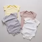 enxoval para bebe lista de enxoval maternidade dicas de maternidade mamae de primeira viagem recem nasciso puerperio amamentacao duvidas sobre maternidade gravidez parto cesaria parto natural dicas para o sono do bebe dicas de amamentacao primeiros passos do bebe macacão infantil, macacão bebe, malha 100% algodão, verão, baby, site confiável, primavera verão, peças infantis, moda infantil, roupa de criança, conjunto body manga curta infantil, unissex, le coeur, minimalista, Roupas de bebê, Roupas infantis, Moda bebê, Roupas para recém-nascido, loja de bebê online, Conjuntos de bebê, Roupa de bebê a preço acessível, Roupas de bebê em promoção, Roupas de bebê para o verão, Conjuntos de roupas de bebê, Roupas de bebê meia estação, Roupa que cresce junto com o bebê, calça para bebê, Macacão para bebê Camiseta bebê, Roupas de bebê Fáceis de trocar, Body bebê, Calça bebê, macacão com pezinho, Saída de maternidade, Roupa de bebê para sair da maternidade, Roupa para neném, Peças para neném maternidade sapatinho de bebe mantinha de bebe roupa de bebe menino roupa de bebe menina touca para bebe gorro para bebe pecas para aquecer o bebe inverno roupas de inverno para bebe