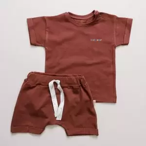 touca canelada infantil, touca para bebe, moda infantil, moda bebe, roupa para bebe, roupa de criança, loja online infantil, loja de roupa de bebe online, frete grátis, roupinhas bebe estilosas, outono inverno, conjuntinho bebe, peças infantis, conjunto 100% algodão, roupa bebe confortável, loja de bebe, roupa infantil minimalista, roupa baby, moda baby, algodão premium, roupinha de bebê, vestuário para bebês, roupas para recém-nascidos, roupas de bebê menina/menino, enxoval de bebê, body de bebê, jogos de roupa para bebê, acessórios para bebê, moda bebê, roupinhas fofas para bebê, roupas para chá de bebê, baby, roupas para bebes, site confiável, peças infantis, moda infantil, roupa de criança, moda bebe fashion, le coeur, fácil de abotoar, roupinha unissex para bebe, inverno, minimalismo