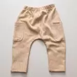 calca-cargo-100-algodao-quentinho-confortavel-neutro-unissex-le-coeur-outono-inverno-varejo-minimalista-estiloso-basico-pratico-facil-de-combinar-leve-moda-bebe-baby