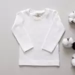 Camiseta Ribana off white 100% algodão confortavel unissex le coeur outono inverno varejo minimalista estiloso basico pratico leve moda bebe baby clean moderno inverno
