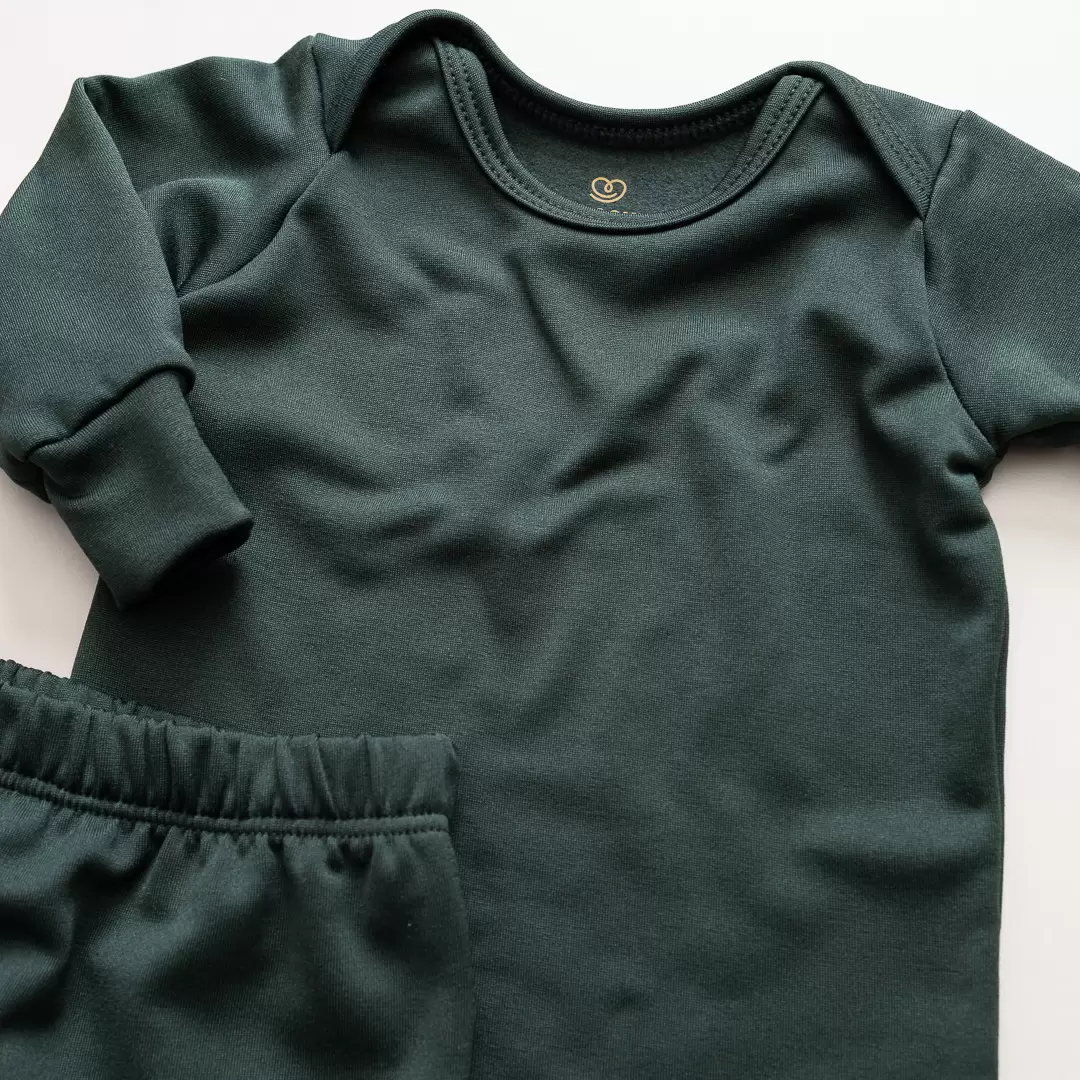 enxoval para bebe lista de enxoval maternidade dicas de maternidade mamae de primeira viagem recem nasciso puerperio amamentacao duvidas sobre maternidade gravidez parto cesaria parto natural dicas para o sono do bebe dicas de amamentacao primeiros passos do bebe macacão infantil, macacão bebe, malha 100% algodão, verão, baby, site confiável, primavera verão, peças infantis, moda infantil, roupa de criança, conjunto body manga curta infantil, unissex, le coeur, minimalista, Roupas de bebê, Roupas infantis, Moda bebê, Roupas para recém-nascido, loja de bebê online, Conjuntos de bebê, Roupa de bebê a preço acessível, Roupas de bebê em promoção, Roupas de bebê para o verão, Conjuntos de roupas de bebê, Roupas de bebê meia estação, Roupa que cresce junto com o bebê, calça para bebê, Macacão para bebê Camiseta bebê, Roupas de bebê Fáceis de trocar, Body bebê, Calça bebê, macacão com pezinho, Saída de maternidade, Roupa de bebê para sair da maternidade, Roupa para neném, Peças para neném maternidade sapatinho de bebe mantinha de bebe roupa de bebe menino roupa de bebe menina touca para bebe gorro para bebe pecas para aquecer o bebe inverno roupas de inverno para bebe o que levar na bolsa da maternidade o que o bebe mais usa nos primeiros dias leite materno amamentação doula dicas de amamentacao como amamentar dor pra amamentar meias para bebe mantas para bebe saida de maternidade sapatinhos de bebe enxoval bebe bolsa de bebe cha revelacao ideia de cha revelacao meia bebe touca bebe manta bebe sapatinho bebe nomes para bebes nomes mais usados lista de enxoval saida de maternidade pediatra parto humanizado pre natal doula pagao mijao calça culote bodi manga longa roupa menino roupa menina bebe menino bebe menina pos parto pós parto gravidez bolsa maternidade
