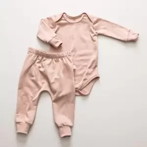 enxoval para bebe lista de enxoval maternidade dicas de maternidade mamae de primeira viagem recem nasciso puerperio amamentacao duvidas sobre maternidade gravidez parto cesaria parto natural dicas para o sono do bebe dicas de amamentacao primeiros passos do bebe macacão infantil, macacão bebe, malha 100% algodão, verão, baby, site confiável, primavera verão, peças infantis, moda infantil, roupa de criança, conjunto body manga curta infantil, unissex, le coeur, minimalista, Roupas de bebê, Roupas infantis, Moda bebê, Roupas para recém-nascido, loja de bebê online, Conjuntos de bebê, Roupa de bebê a preço acessível, Roupas de bebê em promoção, Roupas de bebê para o verão, Conjuntos de roupas de bebê, Roupas de bebê meia estação, Roupa que cresce junto com o bebê, calça para bebê, Macacão para bebê Camiseta bebê, Roupas de bebê Fáceis de trocar, Body bebê, Calça bebê, macacão com pezinho, Saída de maternidade, Roupa de bebê para sair da maternidade, Roupa para neném, Peças para neném maternidade sapatinho de bebe mantinha de bebe roupa de bebe menino roupa de bebe menina touca para bebe gorro para bebe pecas para aquecer o bebe inverno roupas de inverno para bebe o que levar na bolsa da maternidade o que o bebe mais usa nos primeiros dias leite materno amamentação doula dicas de amamentacao como amamentar dor pra amamentar meias para bebe mantas para bebe saida de maternidade sapatinhos de bebe enxoval bebe bolsa de bebe cha revelacao ideia de cha revelacao meia bebe touca bebe manta bebe sapatinho bebe nomes para bebes nomes mais usados lista de enxoval saida de maternidade pediatra parto humanizado pre natal doula pagao mijao calça culote bodi manga longa roupa menino roupa menina bebe menino bebe menina pos parto pós parto gravidez bolsa maternidade